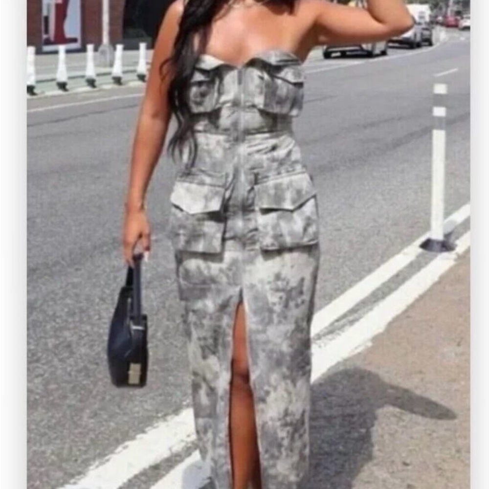 Zara Gray and White Dress